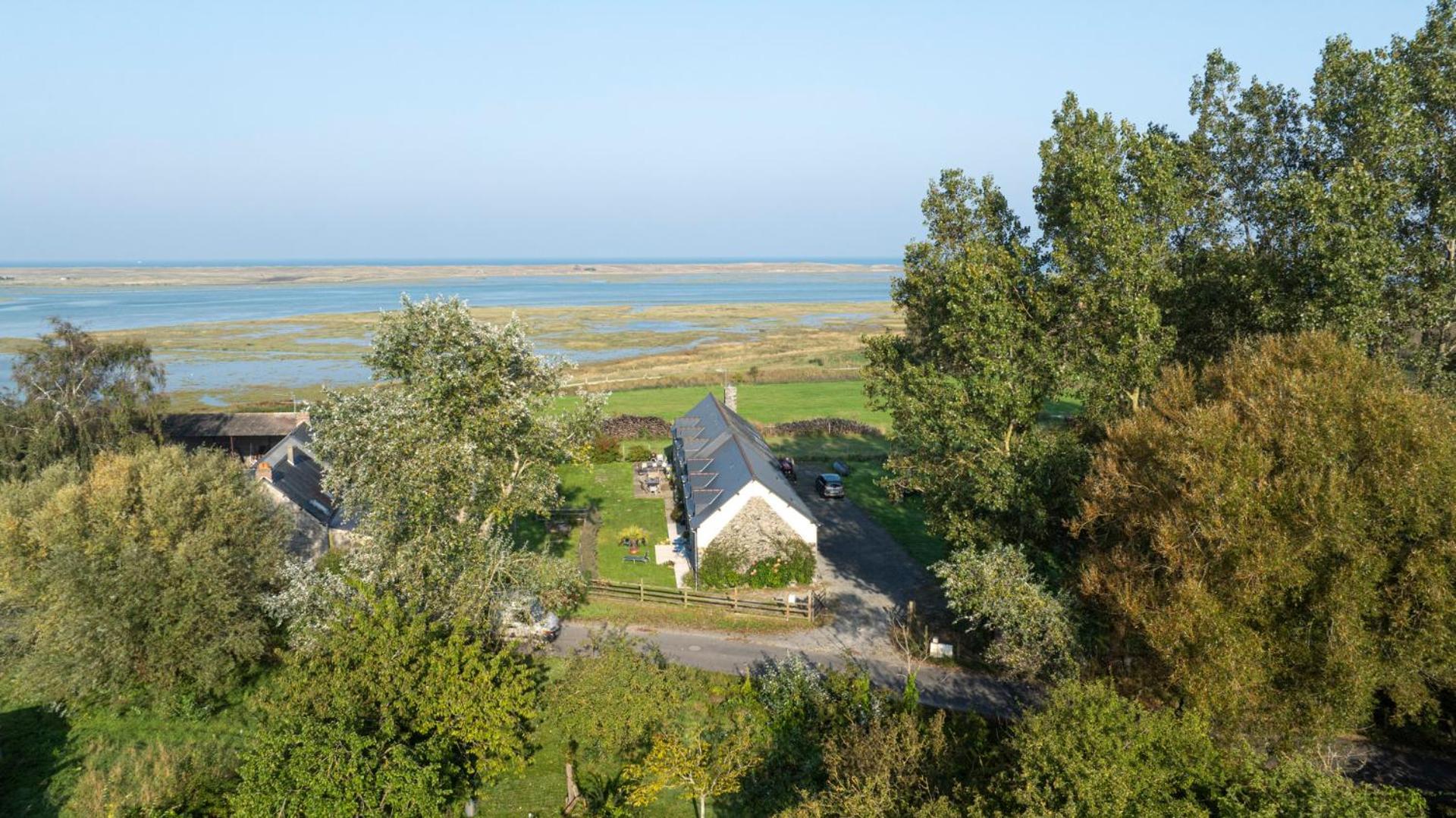 Bed and Breakfast Le Bout Du Monde Bricqueville-sur-Mer Zewnętrze zdjęcie